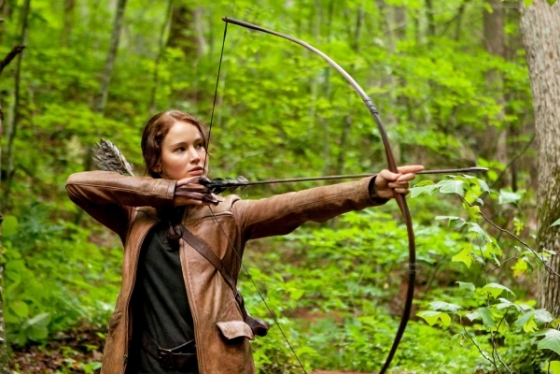 Jennifer Lawrence: fata de foc a dezvaluit de ce a plans cand a citit scenariul de la Mockingjay, ul...