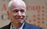 John McCain, în centrul unui scandal. Ce făcea senatorul american în timpul audierilor privind Siria