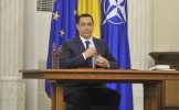 Ponta anunţă modificarea legii salarizării funcţionarilor publici